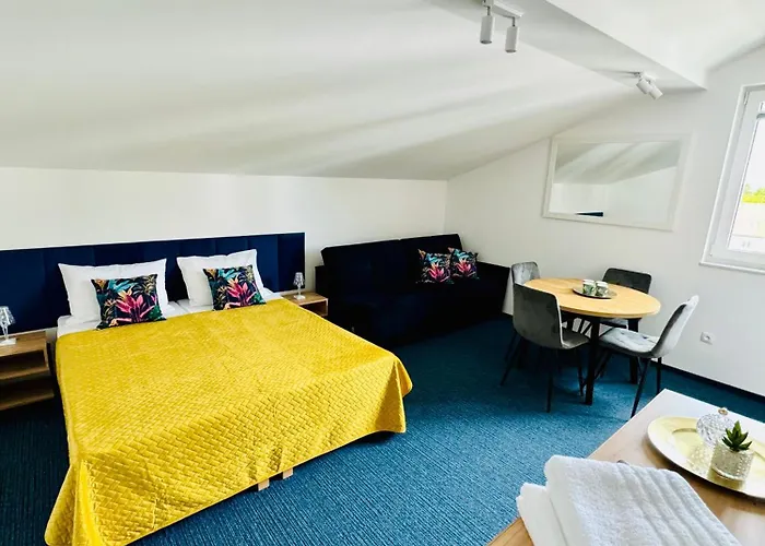 Teligi 1 Na 3 アパート